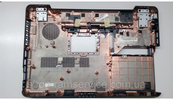 Нижня частина корпуса для ноутбука Toshiba Satellite L500D-164, AP073000300, б/в - 286303