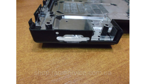 Нижня частина корпуса для ноутбука Fujitsu Amilo M1425, б/в - 286448