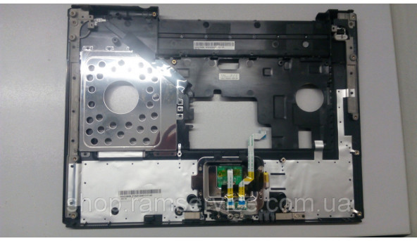 Середня частина корпуса для ноутбука Toshiba Satellite L30-40, 3BBL3TA0I12, б/в - 286729