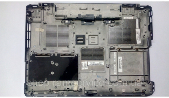Нижня частина корпуса для ноутбука Dell Inspiron 1720, б/в