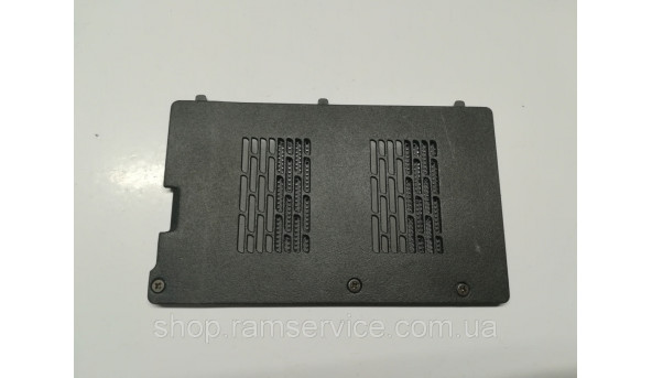 Сервісна кришка для ноутбука Toshiba a300 a300d, б/в