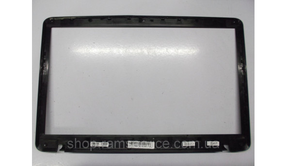 Рамка матриці для ноутбука Toshiba Satellite C670D-10C, б/в - 286853