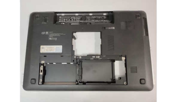 Нижня частина корпуса для ноутбука HP Envy 17, 17-1195eo, 17.3", DDC33SP8TP103, Б/В. В хорошому стані.