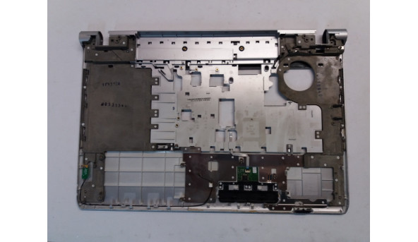 Середня частина корпуса для ноутбука Sony Vaio PCG-81212M, 012-011A-2676, Б/В. Кріплення всі цілі, подряпини, потертості.