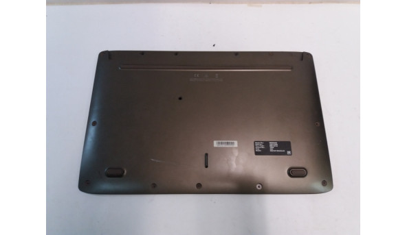 Нижня частина корпуса для ноутбука Medion Akoya S6003, MD99440, 13A0G010A14A80140, Б/В. Всі кріплення цілі, трішина біля USB.