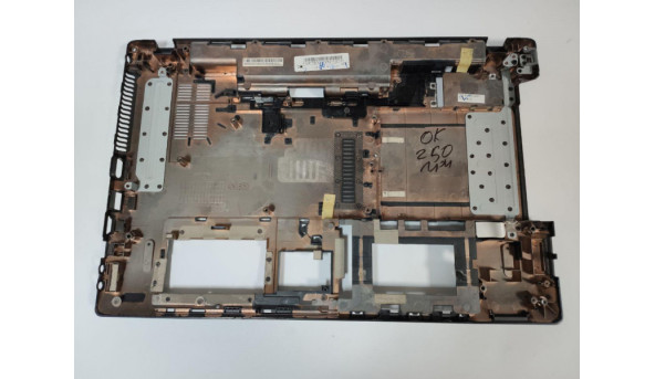 Нижня частина корпуса для ноутбука Emachines E642, 15.6", AP0FO000700, Б/В. В хорошому стані.