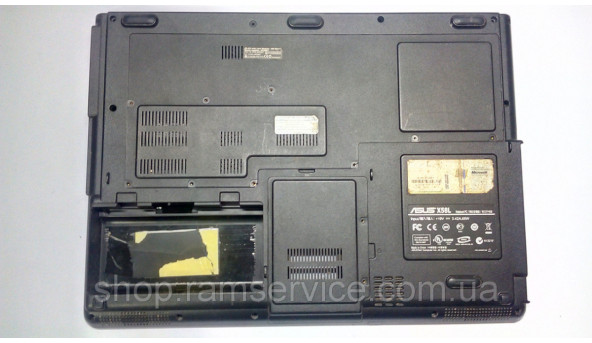 Нижня частина корпуса для ноутбука Asus X58L, б/в