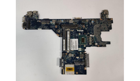 Материнська плата для ноутбука Dell Latitude E6330, 13.3", QAL70, LA-7741P, Rev:1.0(A00), Б/В.  Має впаяний процесор Intel Core i5-3320M, SR0MY