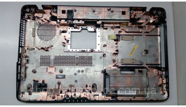Нижняя часть корпуса для ноутбука Toshiba Satellite L670D-13T, AP0CK00900, б / у