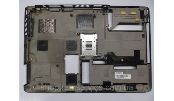 Нижня частина корпуса для ноутбука Toshiba Satellite P100-187, б/в