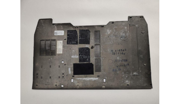 Сервісна кришка для ноутбука Dell Latitude E6400, 14.0", AM03I000G00, CN-0P318H, б/в, має незначне пошкодження (фото) - 288352