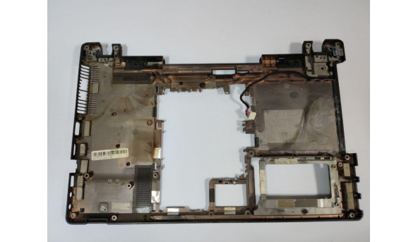 Нижня частина корпуса для ноутбука Acer Aspire 5820T, 5820TG, 15.6", ZYE36ZR7BATN10, Б/В. Зламана решітка (фото), продається з роз'ємом живлення