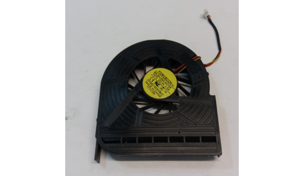 Вентилятор системы охлаждения для ноутбука Medion Akoya MD98410 MD98360 E7214 DFS601605HB0T Б/У