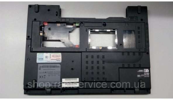 Нижня частина корпуса для ноутбука Toshiba Satellite PRO S300L-10E, б/в