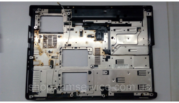 Нижня частина корпуса для ноутбука Dell Inspiron 1300, б/в - 290542