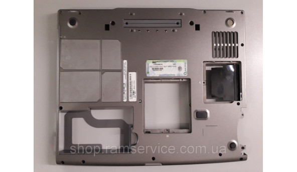 Нижня частина корпуса для ноутбука Dell Latitude D505, б/в