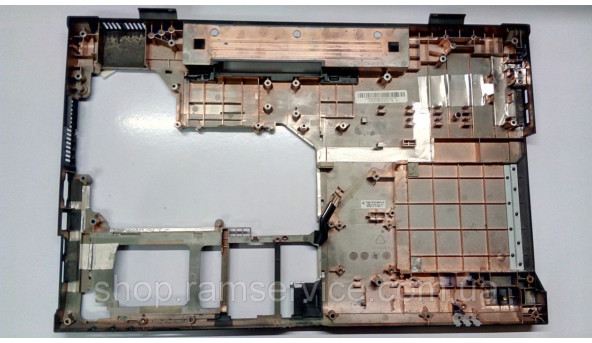 Нижня частина корпуса для ноутбука  Fujitsu Amilo Pi3660, б/в