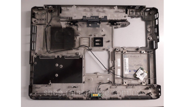 Нижня частина корпуса для ноутбука Dell Inspiron 1721, б/в - 291388