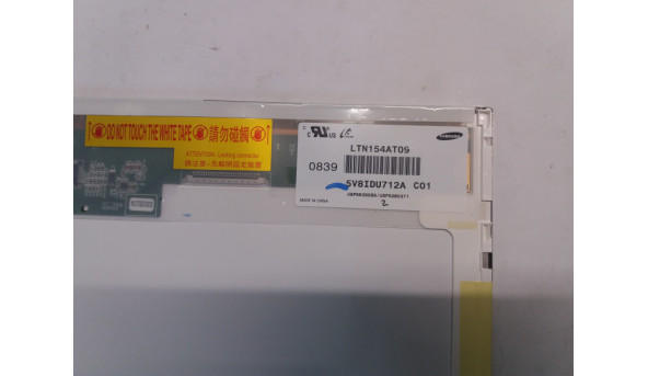Mатриця Samsung LTN154AT09, 15.4", 30 pin, CCFL, WXGA 1280x800, Б/В, має незначні подряпини, на роботу не впливає.