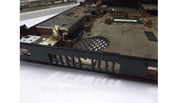 Нижня частина корпуса для ноутбука Toshiba Satellite L350-16B, б/в - 291956