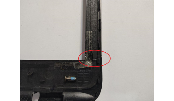 Рамка матриці для ноутбука для ноутбука HP EliteBook 840 G1, 14.0", 6070b0676501, 730952-001, б/в. Є дві тріщини (фото). - 292668