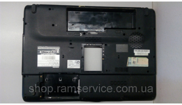 Нижня частина корпуса для ноутбука Toshiba Satelite L350D-110, б/в