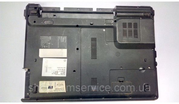 Нижня частина корпуса для ноутбука  Fujitsu Amilo Pro V3525, б/в