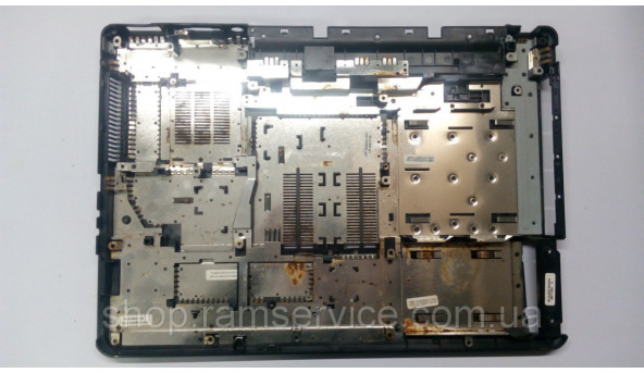 Нижня частина корпуса для ноутбука Fujitsu Esprimo Mobile V5545, б/в