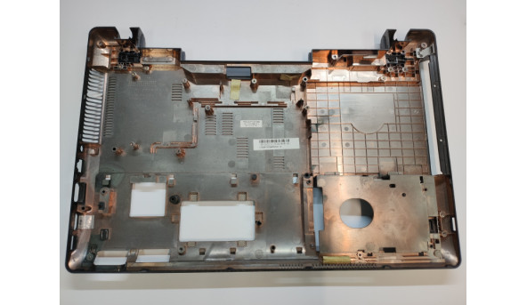 Нижня частина корпуса для ноутбука Asus X54H, 15.6", 13GN7UDAP022-2, Б/В. В хорошому стані, зламана решітка (фото).