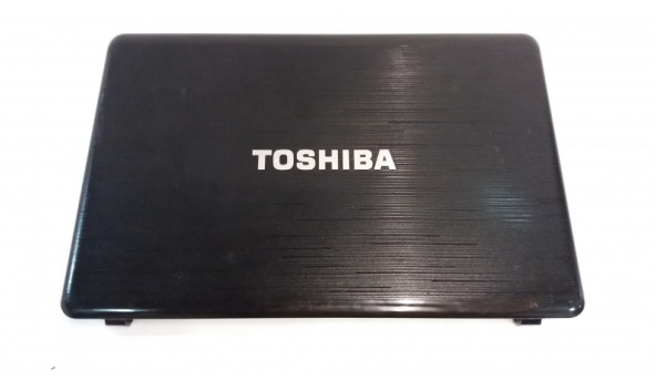 Кришка матриці корпуса для ноутбука Toshiba Satellite P750, FA0IU000110, K000122240, Б/В. Кріплення всі цілі, подряпини, потертості.