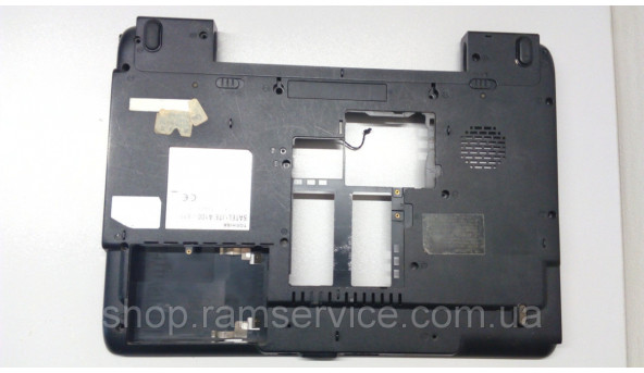 Нижня частина корпуса для ноутбука Toshiba Satellite A100-811, 6070B0083501, б/в
