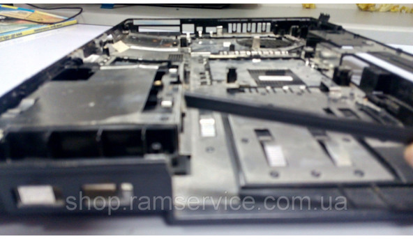 Нижня частина корпуса для ноутбука  HP Compaq EL80, б/в