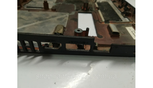 Нижняя часть корпуса для ноутбука Toshiba Satellite U500-10E, б / у - 293423