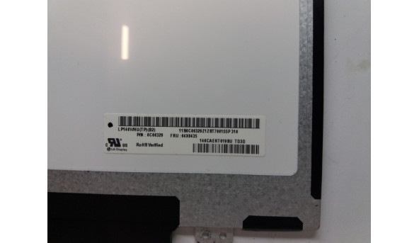 Матриця LG Display, LP140WHU(TP)(B2), 14.0", 30-pin, LCD HD 1366x768, slim, б/в, Є полоса по центрі - 293760