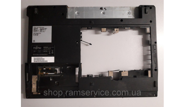 Нижняя часть корпуса для ноутбука Fujitsu Esprimo V6555, б / у