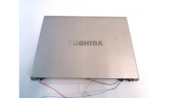 Кришка матриці корпуса разом з рамкою, завісами, шлейфами та матрицею для ноутбука Toshiba Portege R600-101, PPR61E-005003GR, LTD121EWEK, Б/В, в хорошому стані, без пошкоджень.