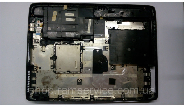Нижня частина корпуса для ноутбука Toshiba Satellite M30X-128, б/в - 294149