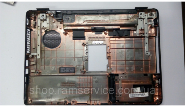 Нижня частина корпуса для ноутбука Toshiba Satellite L300D-11A, б/в