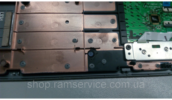 Средняя часть корпуса для ноутбука Dell Studio PP38L, б / у - 294179