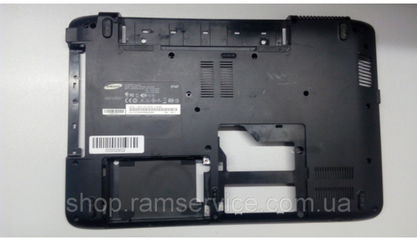Нижня частина корпуса для ноутбука Samsung R540, б/в