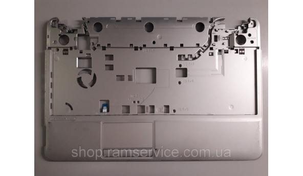 Середня частина корпуса для ноутбука Fujitsu LifeBook A531, б/в