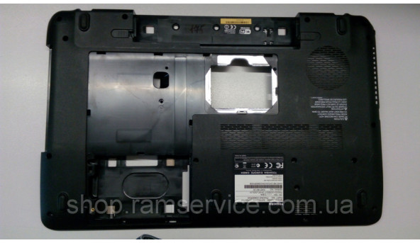 Нижняя часть корпуса для ноутбука Toshiba Satelite L670D-13T, б / у