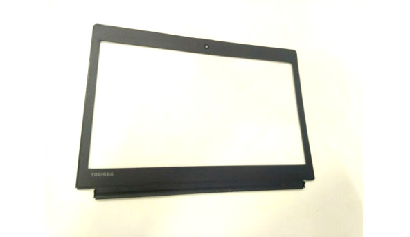 Рамка матриці для ноутбука Toshiba Tecra R850, 15.6", GM9030844, gm903103421a-a, б/в. Без пошкоджень. Кріплення всі цілі.