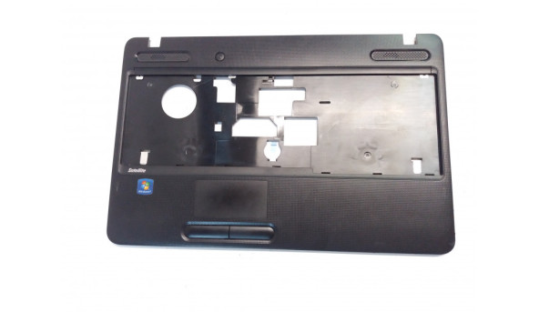 Середня частина корпуса для ноутбука TOSHIBA SATELLITE C650, B0452201, 15.6" Б/В. Пошкоджено одне кріплення.