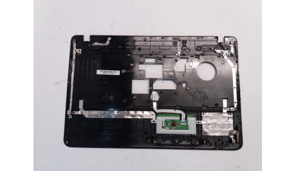 Середня частина корпуса для ноутбука TOSHIBA SATELLITE C650, B0452201, 15.6" Б/В. Пошкоджено одне кріплення. - 294906