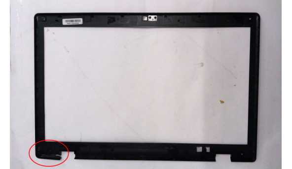 Рамка матриці корпуса для ноутбука MSI CX600X, 684B211U22. Є тріщина та зламане кріплення в правому куті(фото). - 294964