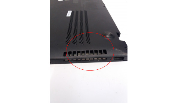 Середня та нижня частина корпуса для ноутбука Lenovo ThinkPad X1 Carbon 1st Gen, 60.4RQ07.xxx, Б/В. На середній частині тришина справа зверху, на нижній - рещітка радіатора. - 295006