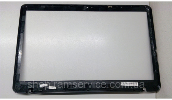 Рамка матриці корпуса для ноутбука Toshiba Satellite L670D-13T, AP0CK00100, б/в - 295043