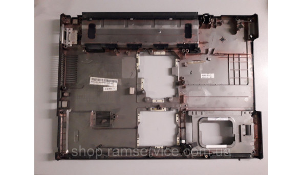 Нижняя часть корпуса для ноутбука Toshiba Satellite L30, б / у - 295257