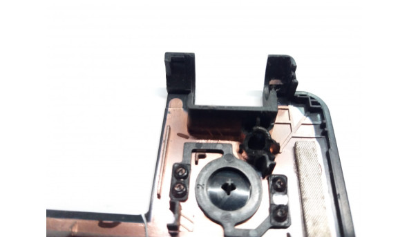 Середня частина корпуса для ноутбука Lenovo ThinkPad E130, E135, E145, 11.6", 04Y1208, Б/В. Пошкоджені 2 кріплення, трішини (фото) - 295425